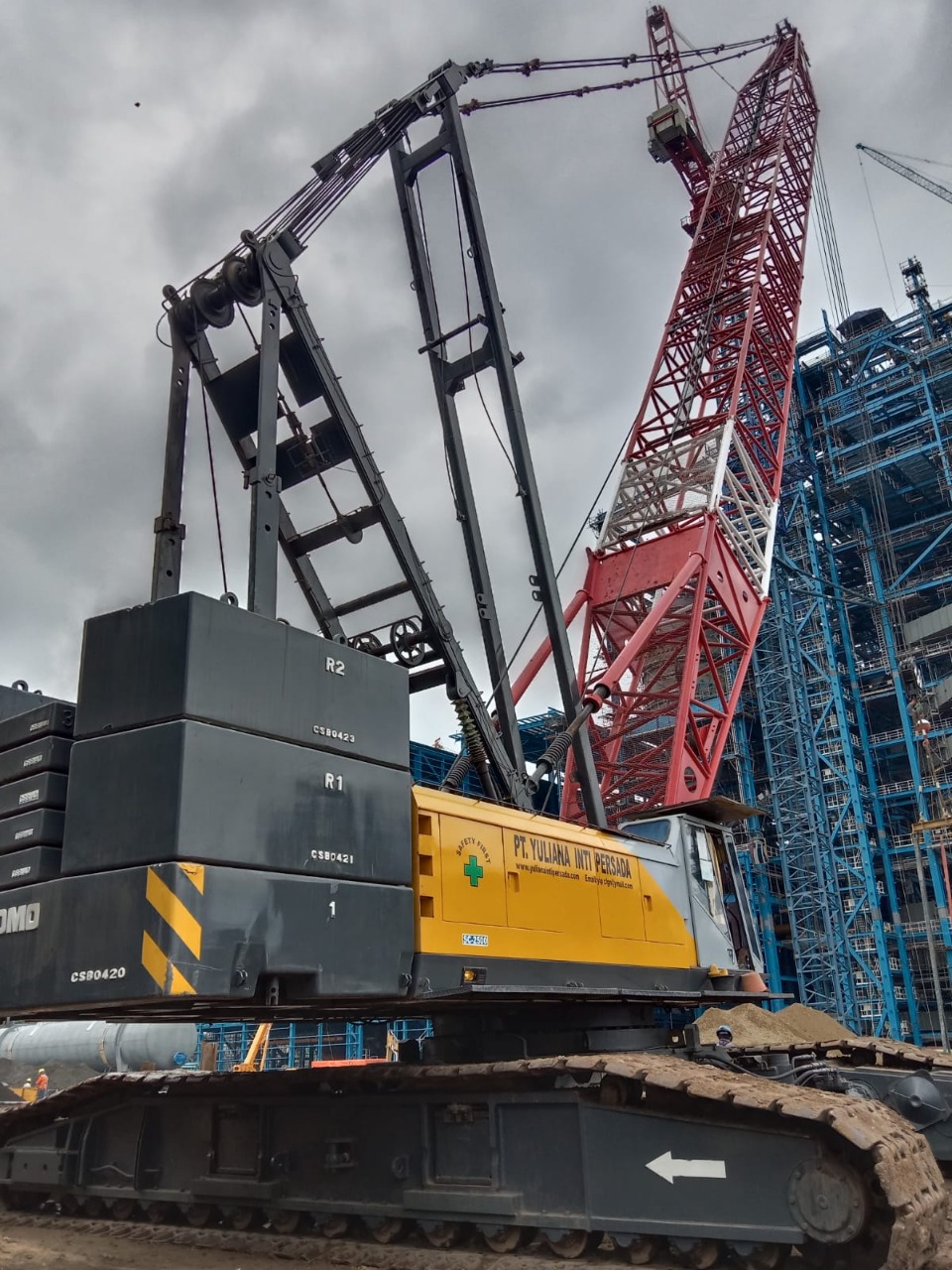 Sewa alat berat dan sewa crane Cilegon